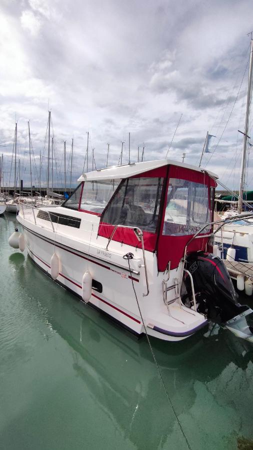 Отель La Rochelle Sur L'Eau Экстерьер фото